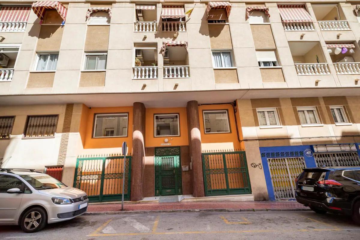Apartamento Compartido - Solo El Dormitorio Es Privado Torrevieja Ngoại thất bức ảnh