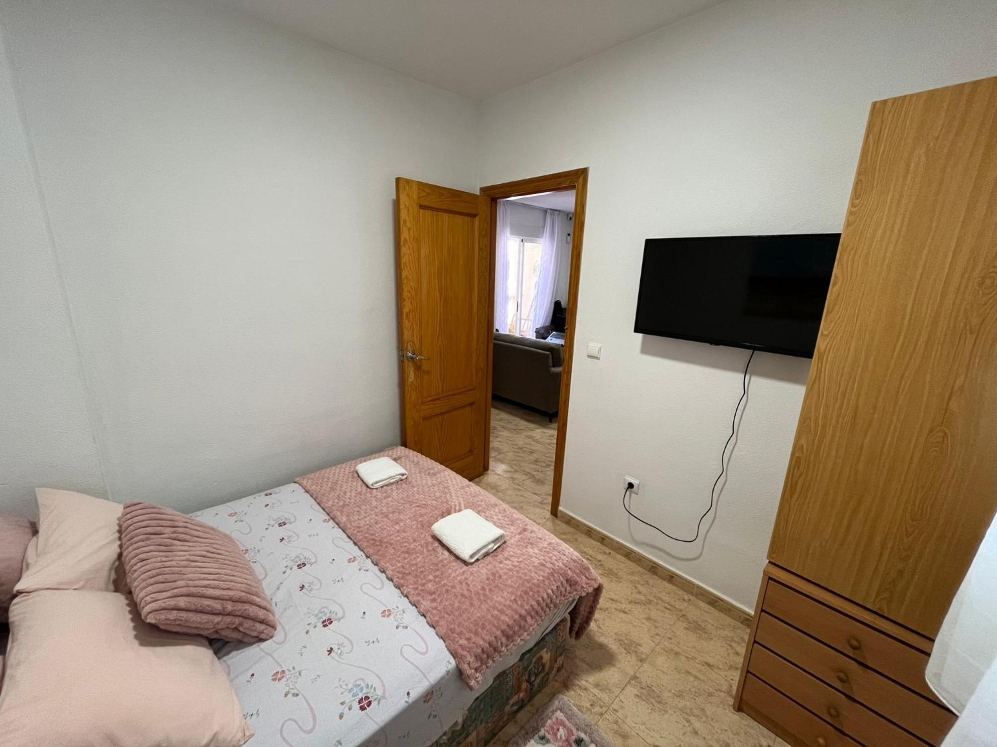 Apartamento Compartido - Solo El Dormitorio Es Privado Torrevieja Ngoại thất bức ảnh